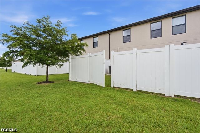 14032 Oviedo PL, Fort Myers, FL 33905