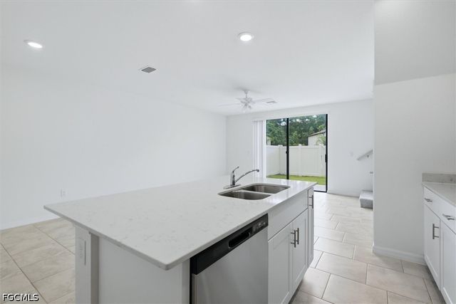 14032 Oviedo PL, Fort Myers, FL 33905