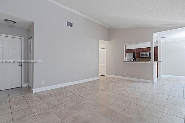 815 W Boynton Beach Boulevard 11-206, Boynton Beach, FL 33426