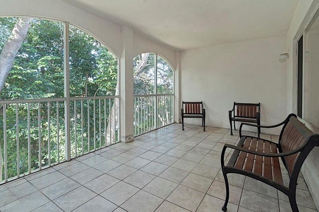815 W Boynton Beach Boulevard 11-206, Boynton Beach, FL 33426