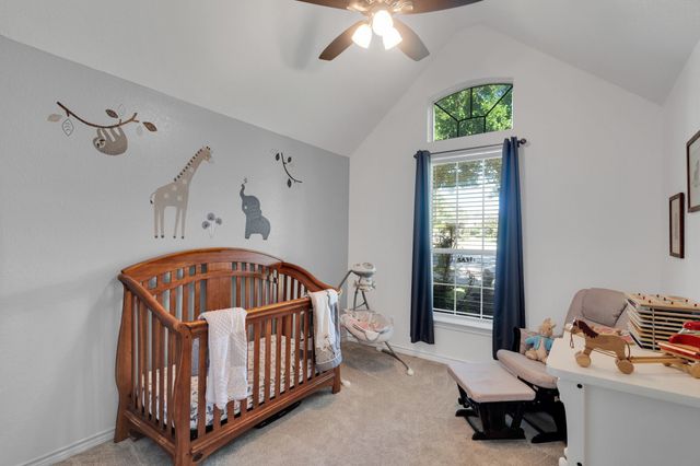 7011 Hunter Cove Drive, Arlington, TX 76001