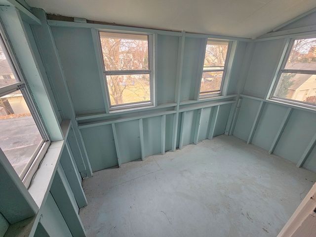 73 Palfrey St 73, Watertown, MA 02472