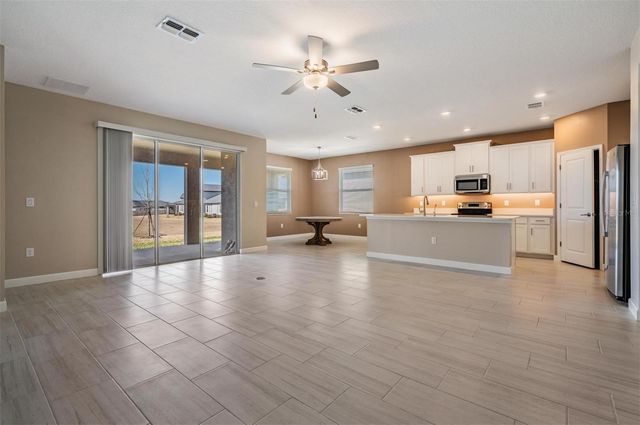 10515 GABLE DIG LOOP, San Antonio, FL 33576