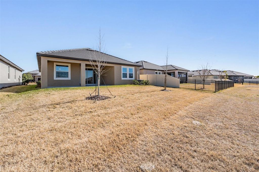 Image 29 of property listing at 10515 GABLE DIG LOOP, San Antonio, FL 33576