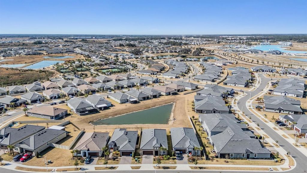 Image 34 of property listing at 10515 GABLE DIG LOOP, San Antonio, FL 33576