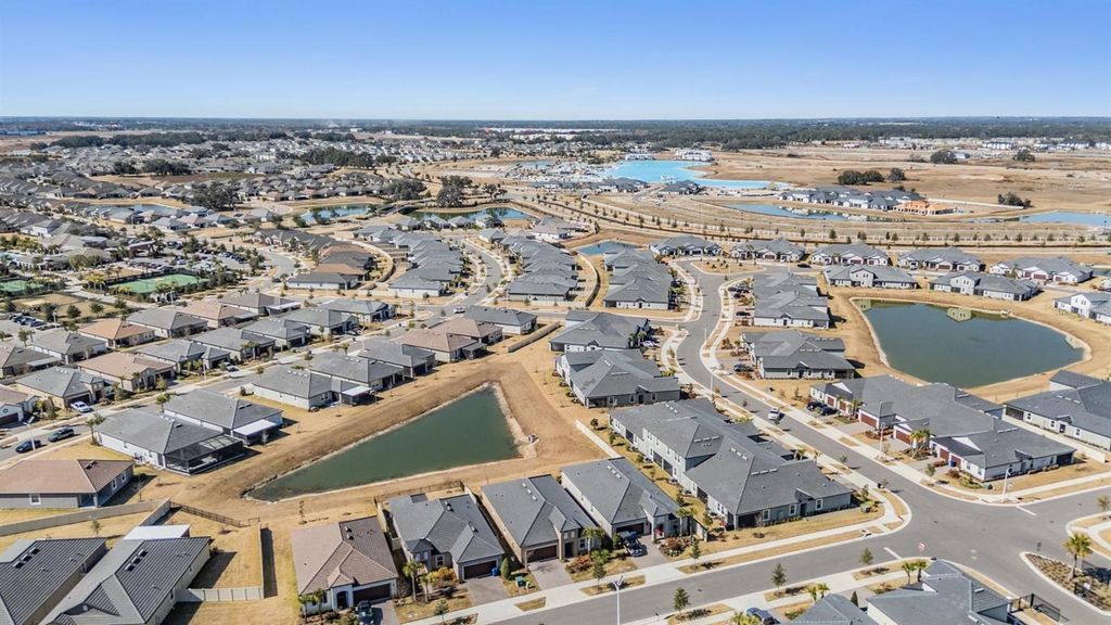 Image 36 of property listing at 10515 GABLE DIG LOOP, San Antonio, FL 33576