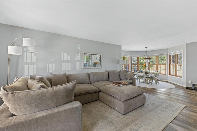 503 Fairview CIRCLE, Waterford, WI 53185