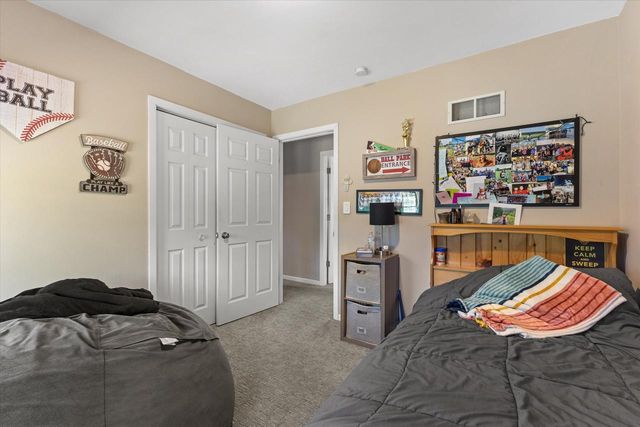 503 Fairview CIRCLE, Waterford, WI 53185