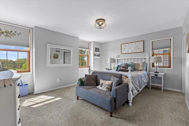 503 Fairview CIRCLE, Waterford, WI 53185