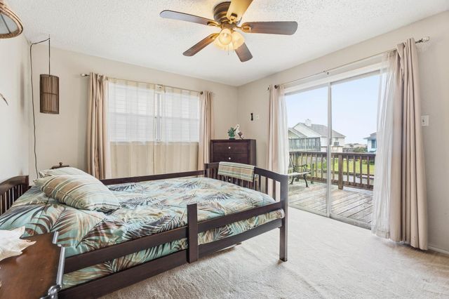 23 N Sandpiper Street, La Marque, TX 77568