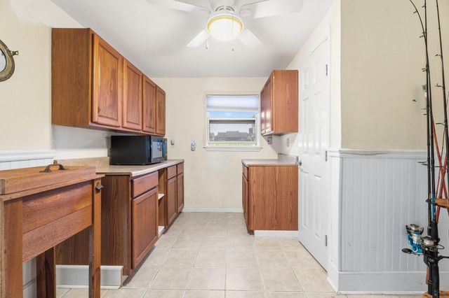 23 N Sandpiper Street, La Marque, TX 77568