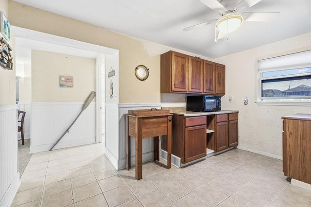 23 N Sandpiper Street, La Marque, TX 77568
