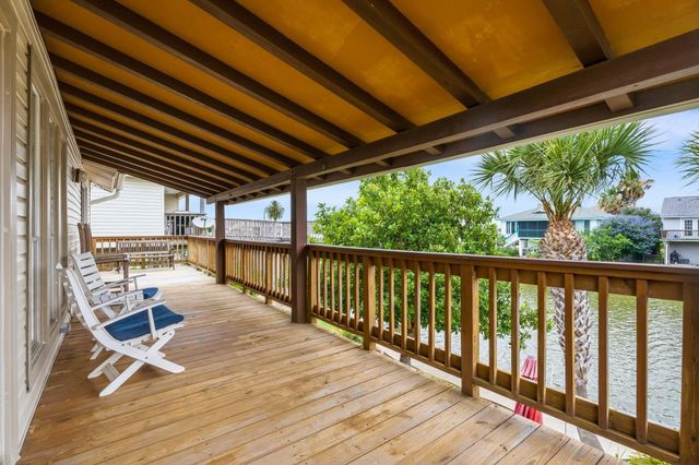23 N Sandpiper Street, La Marque, TX 77568