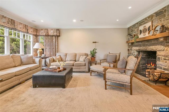 259 Indian Trail Drive, Franklin Lakes, NJ 07417