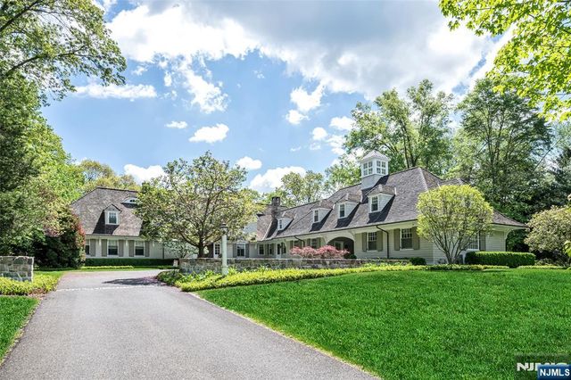 259 Indian Trail Drive, Franklin Lakes, NJ 07417