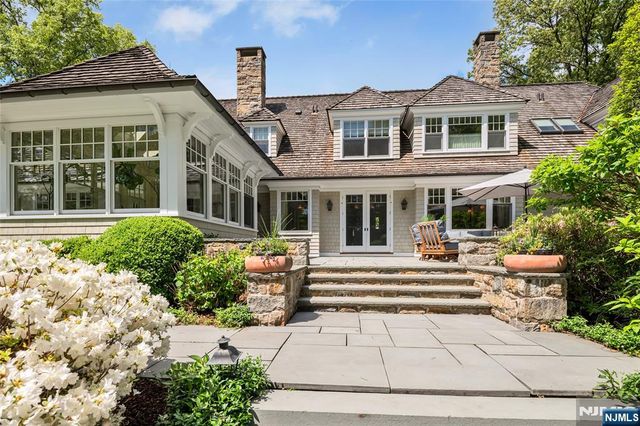 259 Indian Trail Drive, Franklin Lakes, NJ 07417