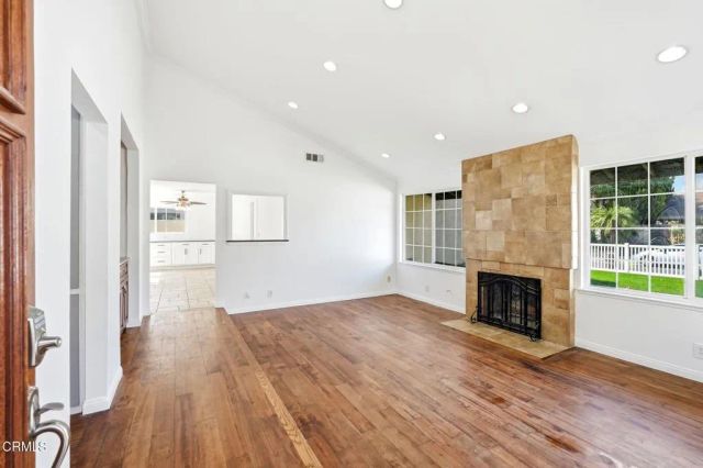 2082 Belgrave Court, Simi Valley, CA 93063