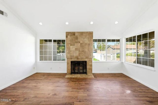 2082 Belgrave Court, Simi Valley, CA 93063