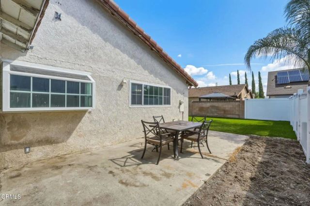2082 Belgrave Court, Simi Valley, CA 93063