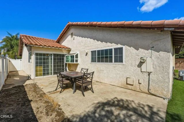 2082 Belgrave Court, Simi Valley, CA 93063