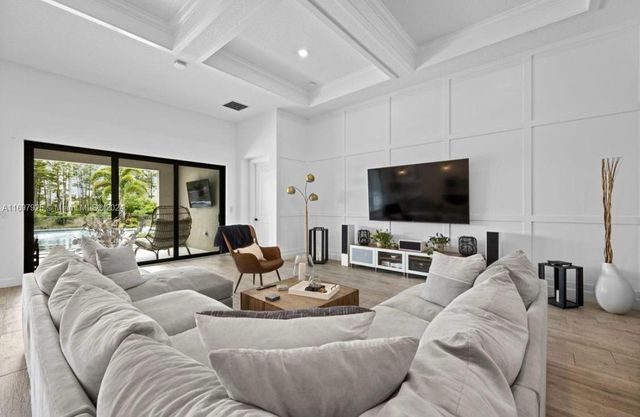 141 Cinder Dunes Pt, Jupiter, FL 33478