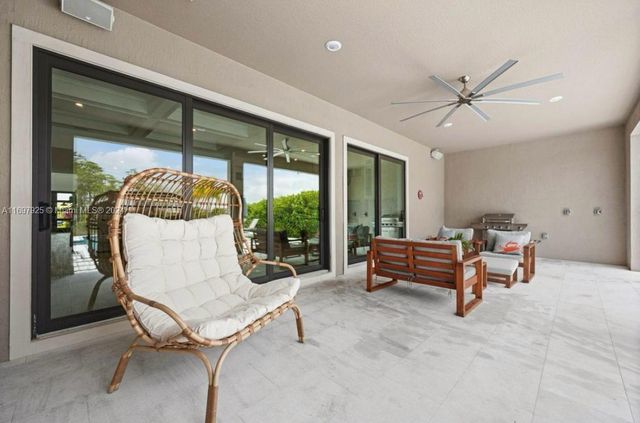 141 Cinder Dunes Pt, Jupiter, FL 33478