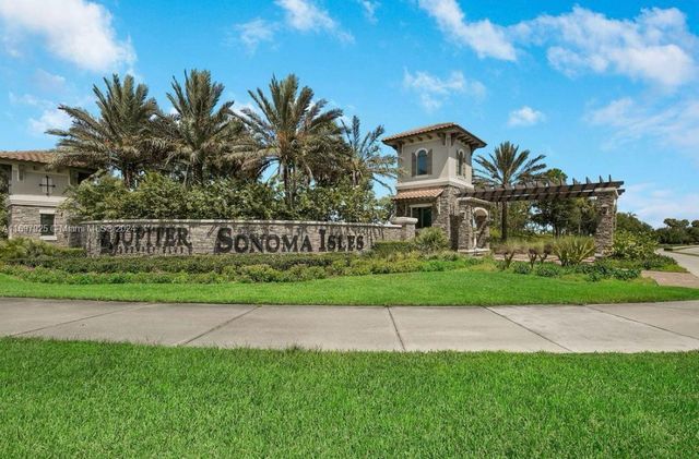 141 Cinder Dunes Pt, Jupiter, FL 33478