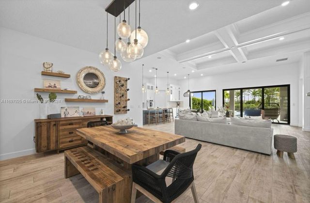 141 Cinder Dunes Pt, Jupiter, FL 33478