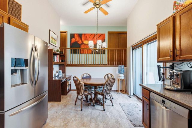 719 Wexford WAY, Hartland, WI 53029