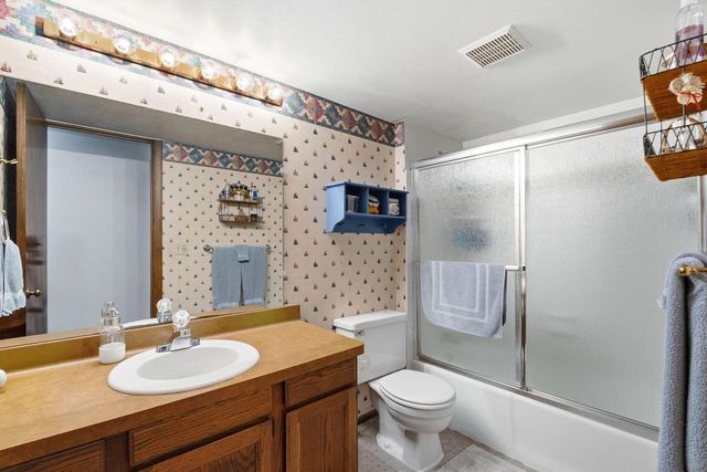 719 Wexford WAY, Hartland, WI 53029