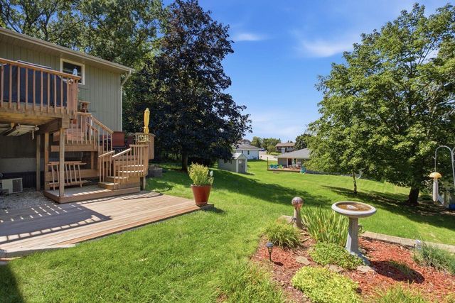 719 Wexford WAY, Hartland, WI 53029