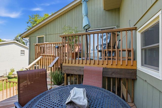 719 Wexford WAY, Hartland, WI 53029