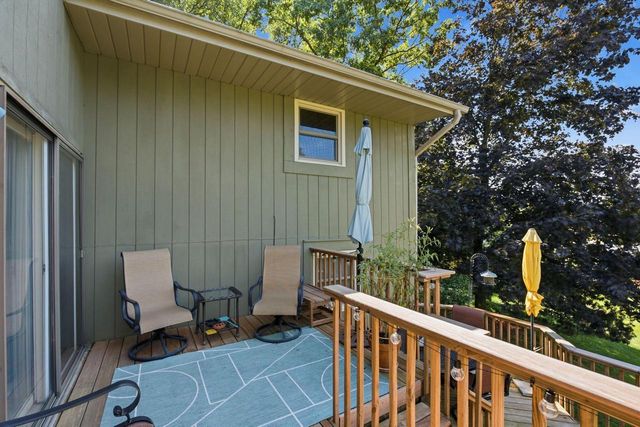 719 Wexford WAY, Hartland, WI 53029