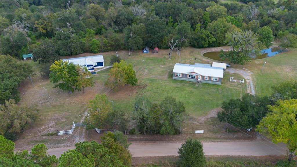 10715 Bozeman Ferry Rd, Midway, TX 75852