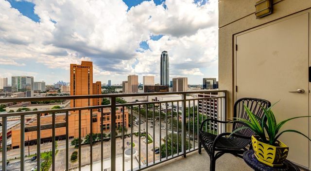 5250 Brownway ST 1718, Houston, TX 77056