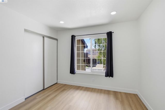 6010 Peppertree Ct, Newark, CA 94560
