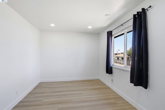 6010 Peppertree Ct, Newark, CA 94560