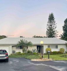 1013 E Cypress Dr V-31, Pompano Beach, FL 33069