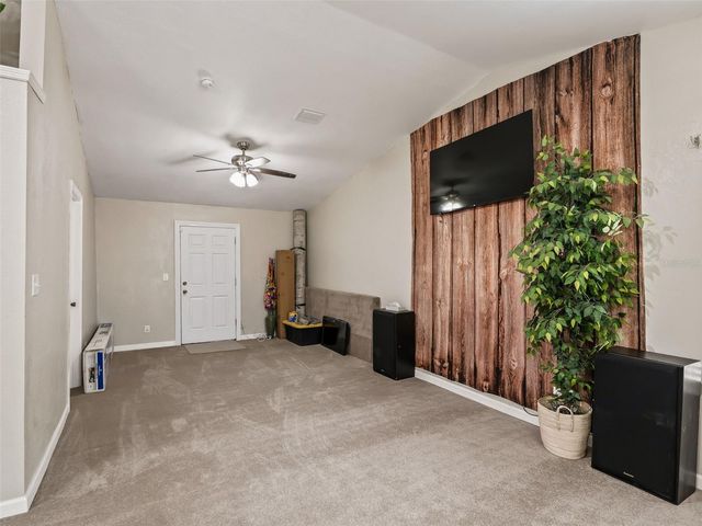 7157 KNOXVILLE DR, Webster, FL 33597