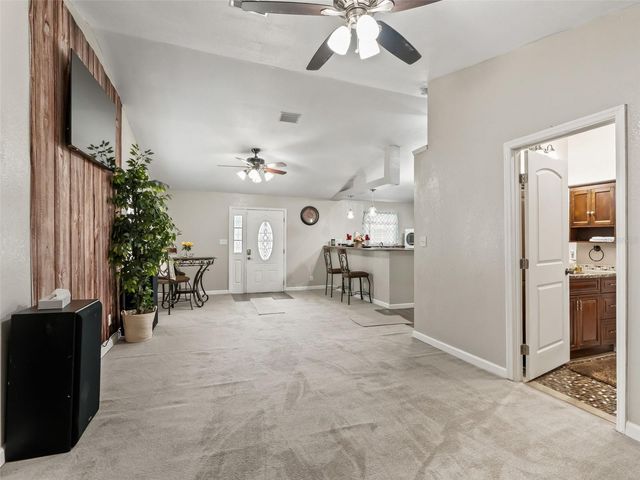 7157 KNOXVILLE DR, Webster, FL 33597