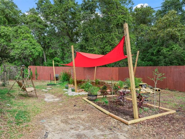 7157 KNOXVILLE DR, Webster, FL 33597
