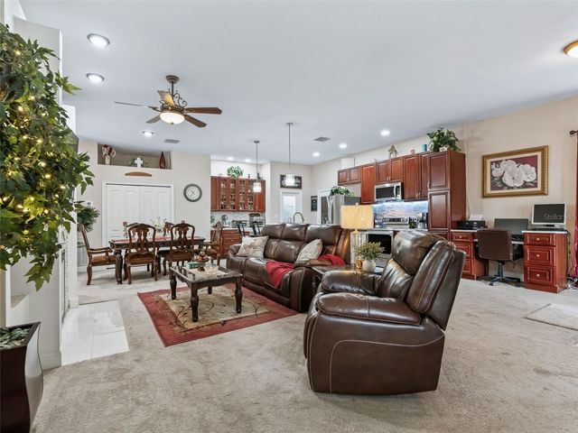 7157 KNOXVILLE DR, Webster, FL 33597