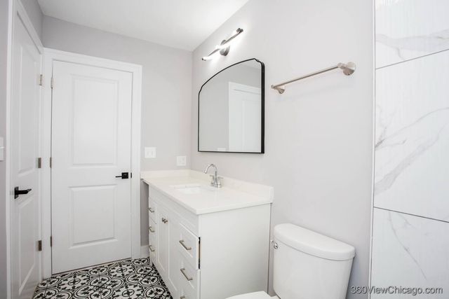 8126 S Ada Street, Chicago, IL 60620