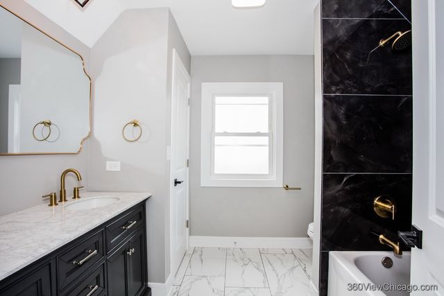 8126 S Ada Street, Chicago, IL 60620