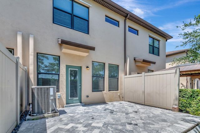 2854 Bard Street, Palm Springs, FL 33406
