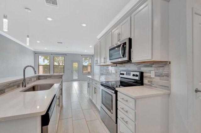 2854 Bard Street, Palm Springs, FL 33406