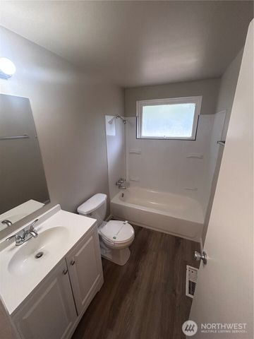 8606 Haviland Avenue SW, Lakewood, WA 98498
