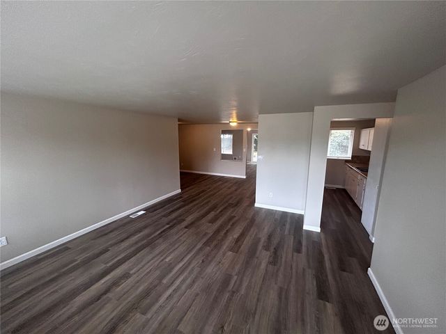 8606 Haviland Avenue SW, Lakewood, WA 98498