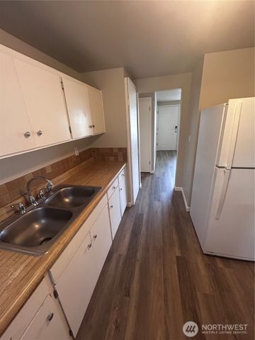 8606 Haviland Avenue SW, Lakewood, WA 98498