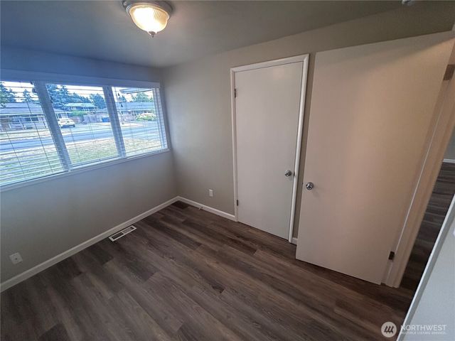 8606 Haviland Avenue SW, Lakewood, WA 98498